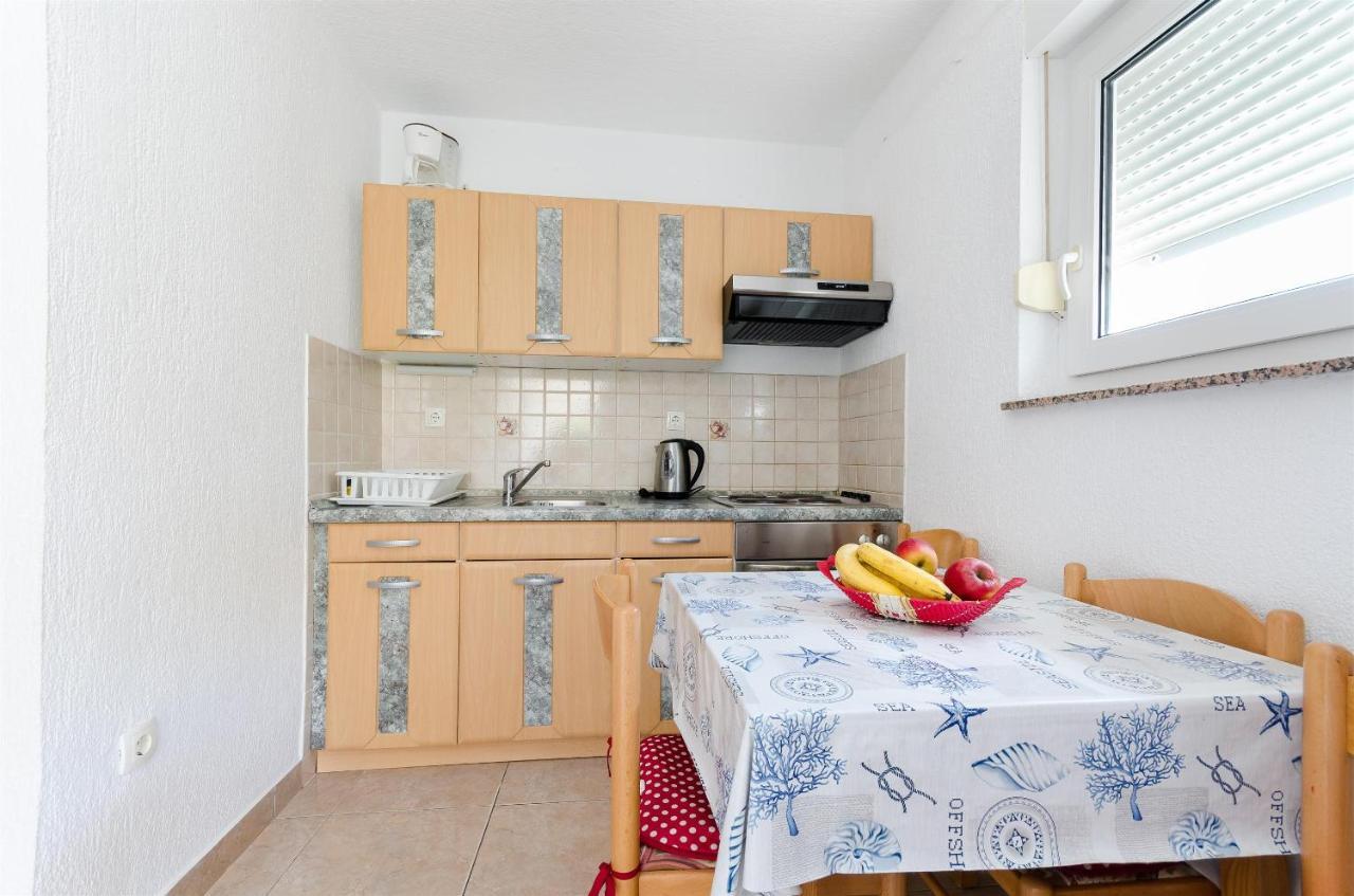 Apartments Ester Lopar Exterior foto